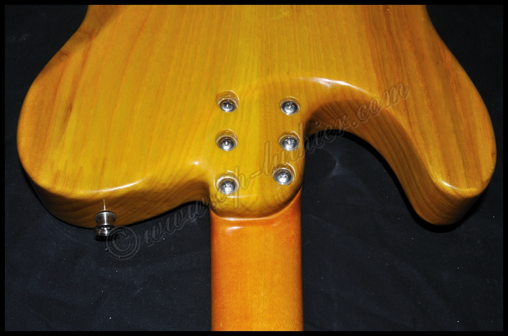 Detalle del trabajo en el taller AP Luthier